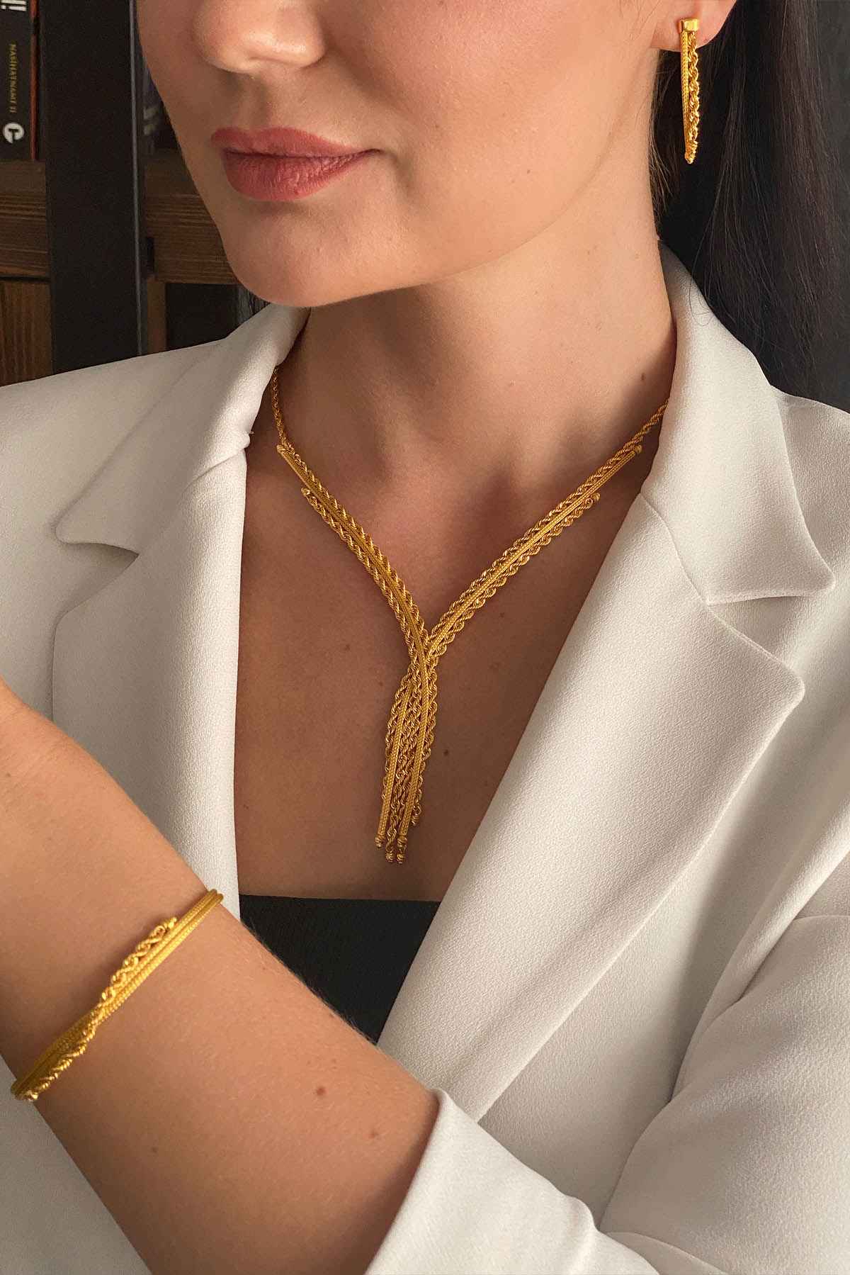 Özel Günler İçin Takı Seçimi: Düğün, Nişan ve Doğum Günü Hediyesi