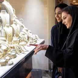 Ajda Bilezik Modelleri ve Güncel Trendler ile Şıklığınızı Yansıtın