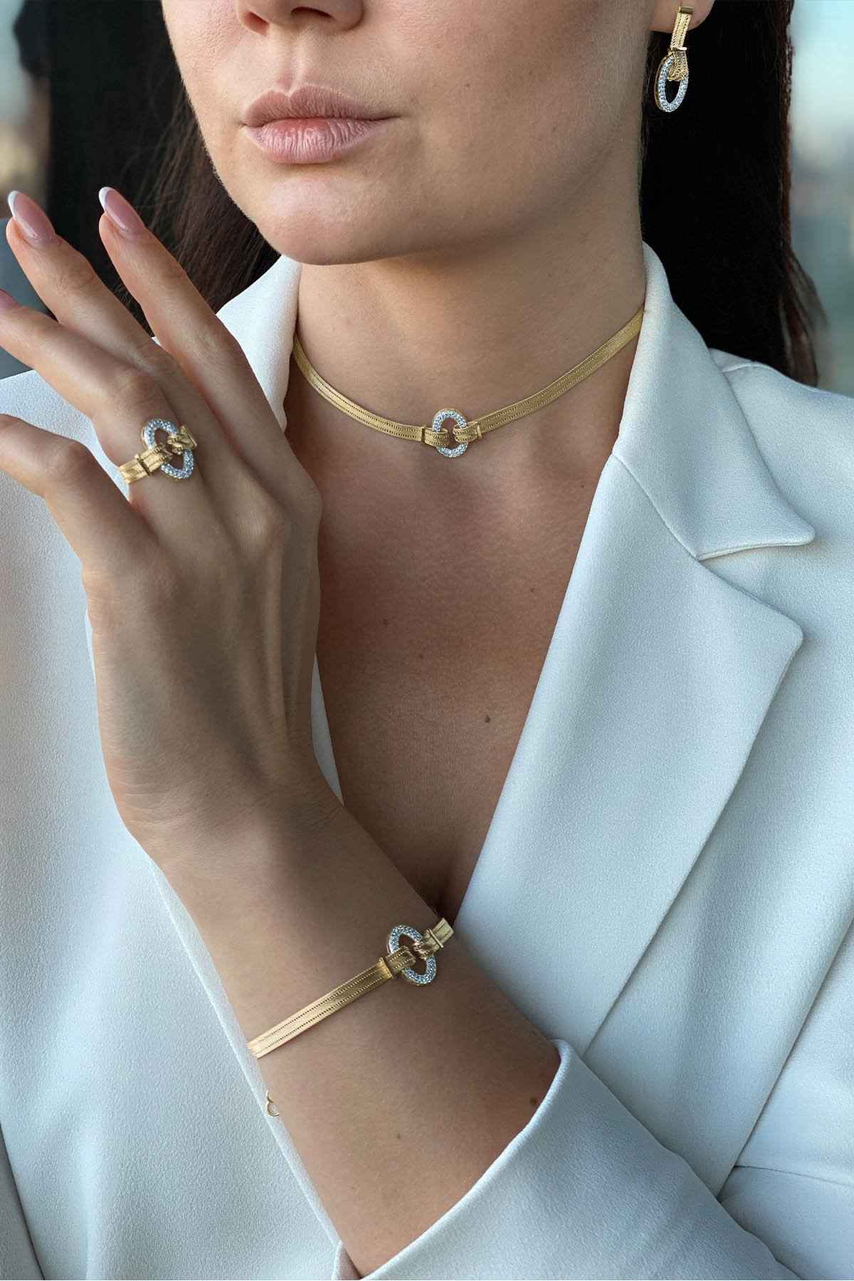 Özel Günler İçin Takı Seçimi: Düğün, Nişan ve Doğum Günü Hediyesi