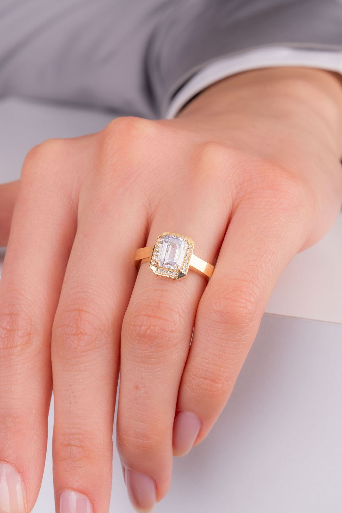 altın baget yüzük altın baget yüzük